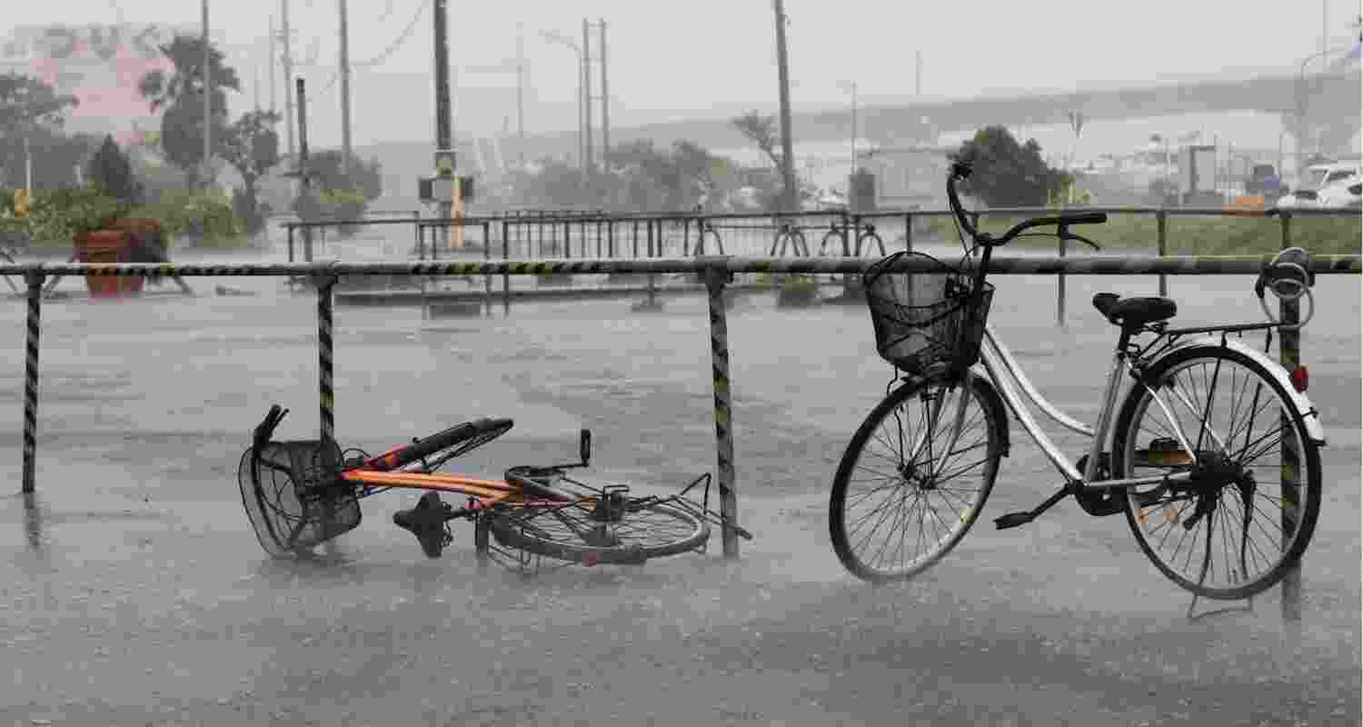 Japan’s southern islands were battered by strong winds and rain as Typhoon Bavi made its way into the island nation. Japan’s southern islands were battered by strong winds and rain as Typhoon Bavi made its way into the island nation.