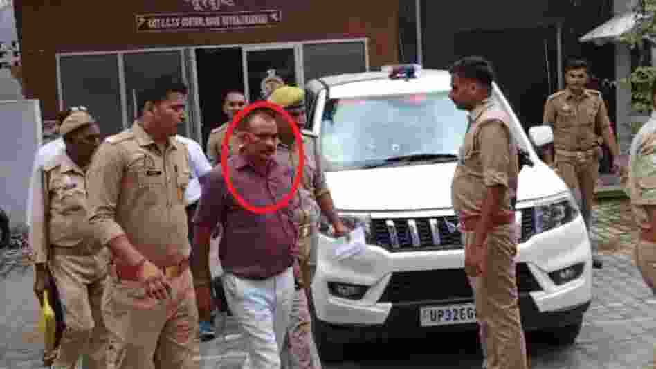 Former politician held for attempting to rape minor girl in UP's Kannauj Former politician held for attempting to rape minor girl in UP's Kannauj